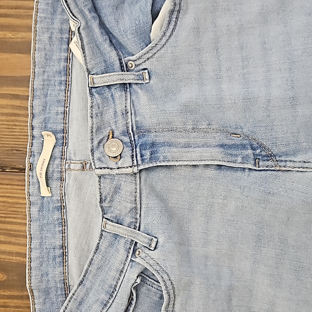 Levi's 711 Skinny Jeans Size 31 x 30